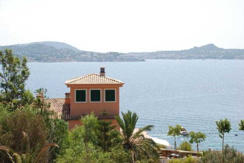 Hotel Petit Cala Fornells Peguera Exterior photo