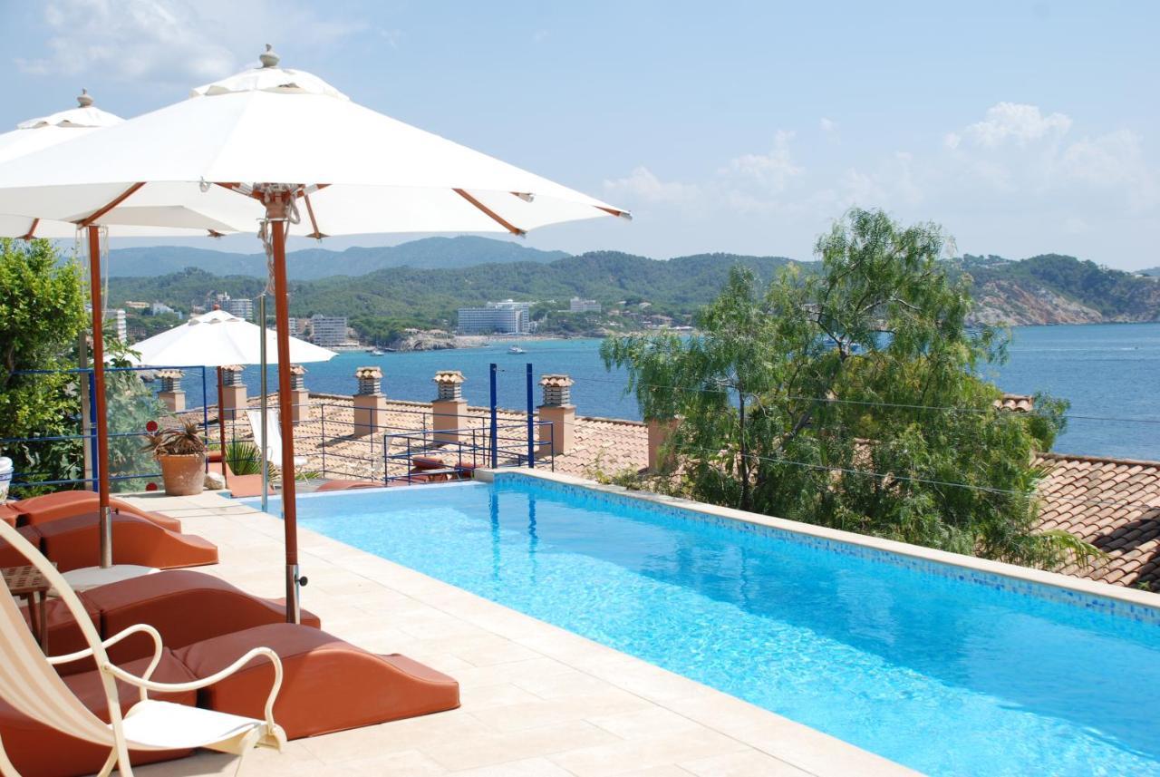 Hotel Petit Cala Fornells Peguera Exterior photo